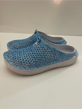 Kauai Blue Mesh Perforated Water Shoes Clogs Slip On Mules EU 35 US 5